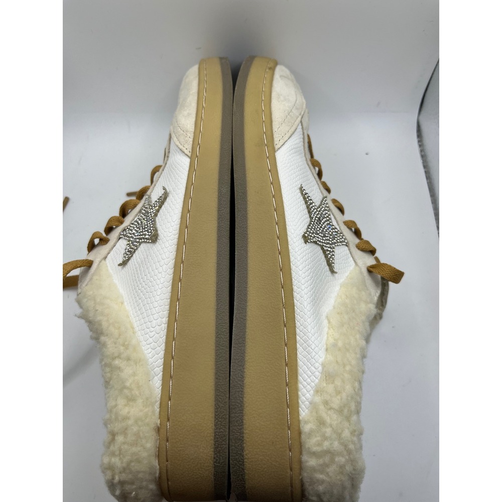 Miracle Miles White Sherpa Lined Sneakers Star Embellished Women Size 9 Shoes - Picture 5 of 8